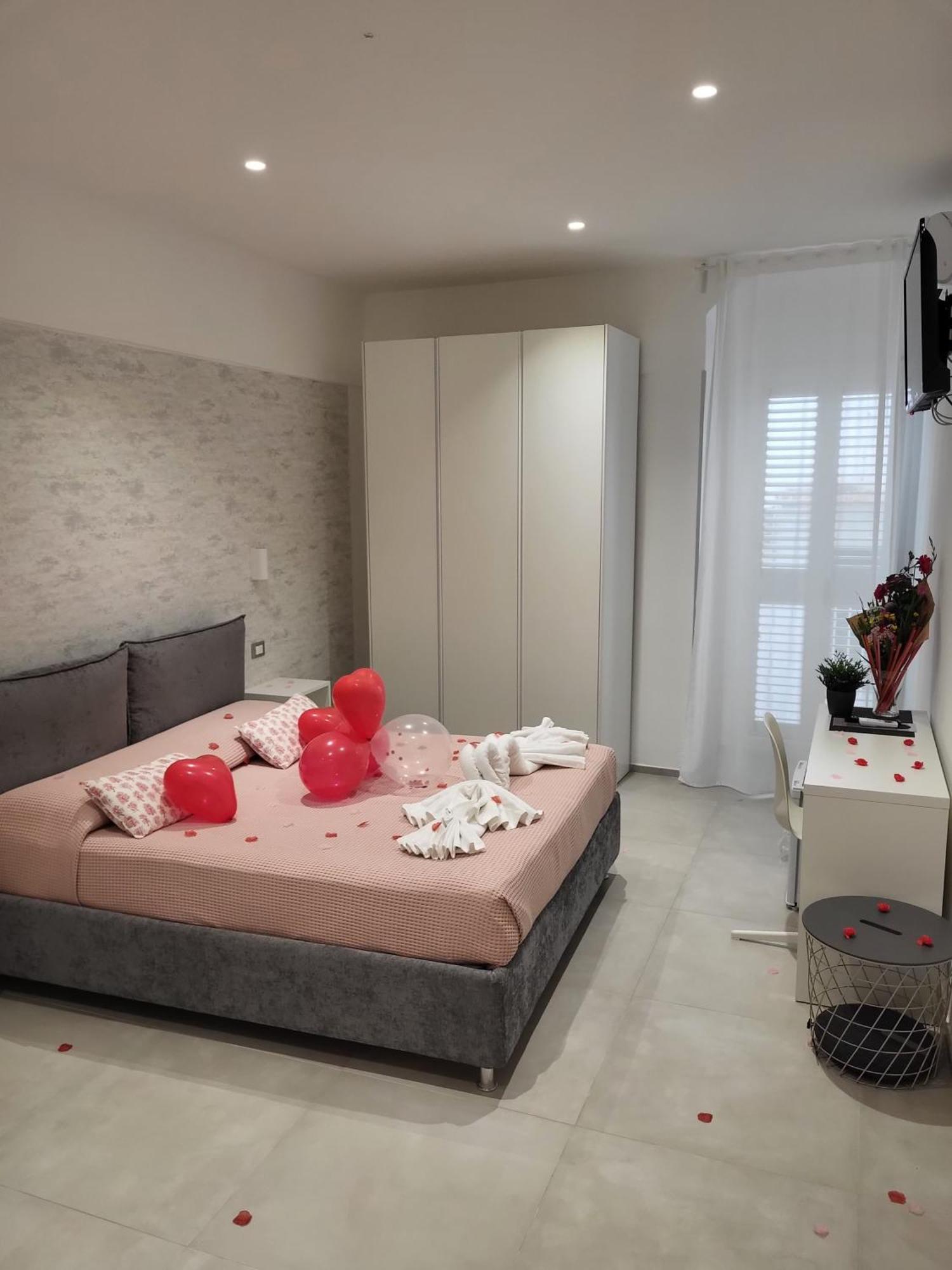 B&B Tra Le Vie Del Borgo Vieste Exteriér fotografie