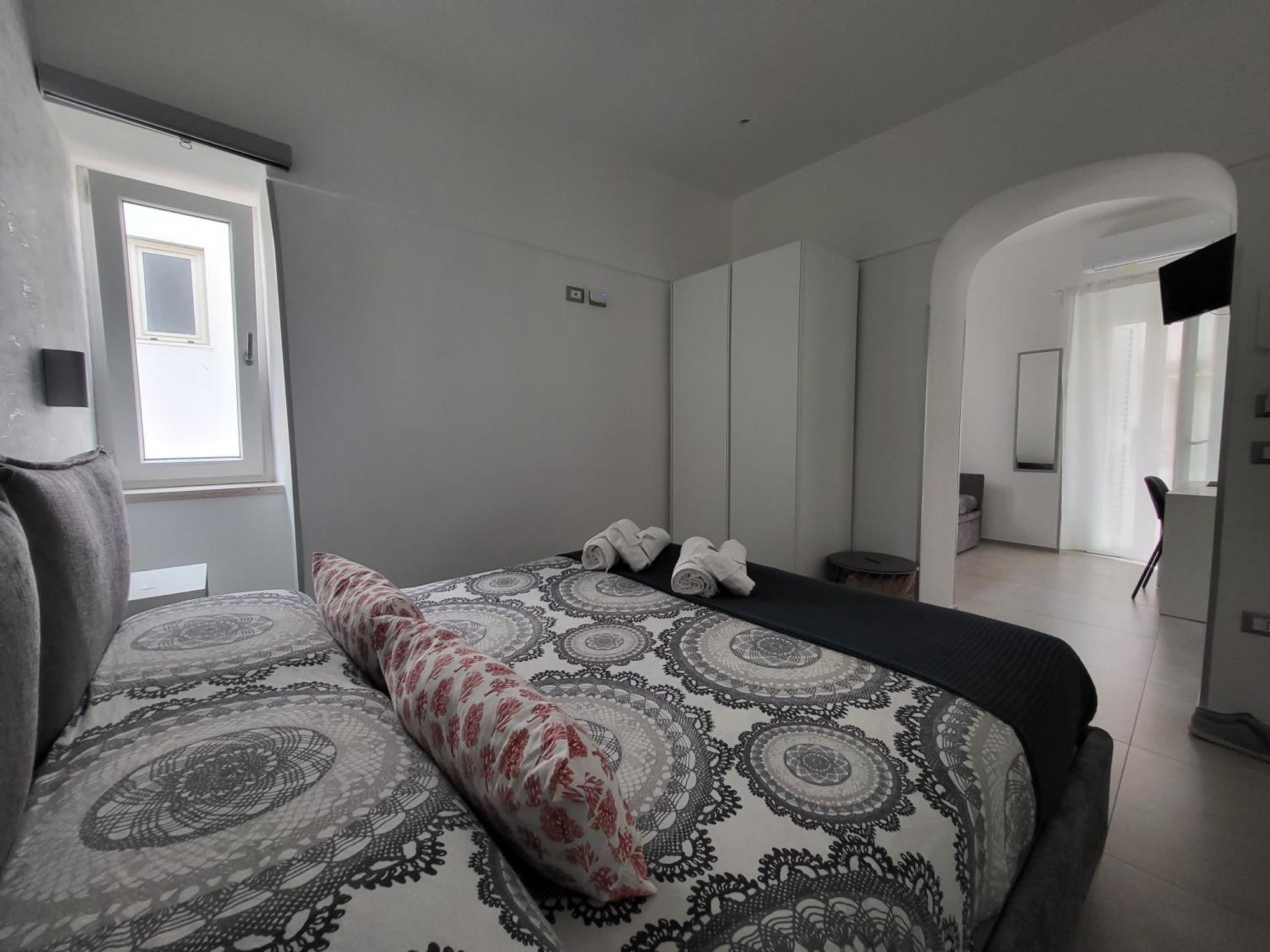 B&B Tra Le Vie Del Borgo Vieste Pokoj fotografie