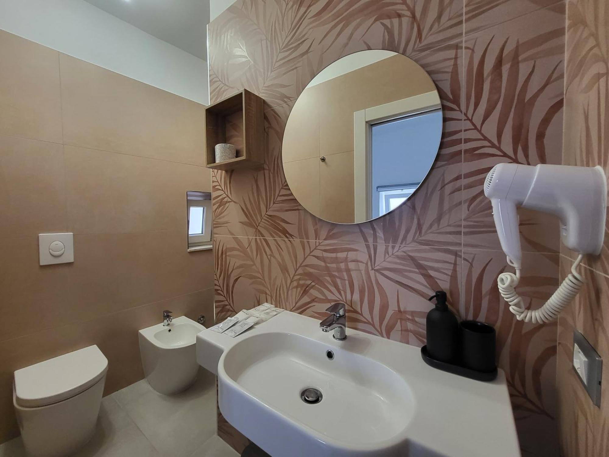 B&B Tra Le Vie Del Borgo Vieste Pokoj fotografie